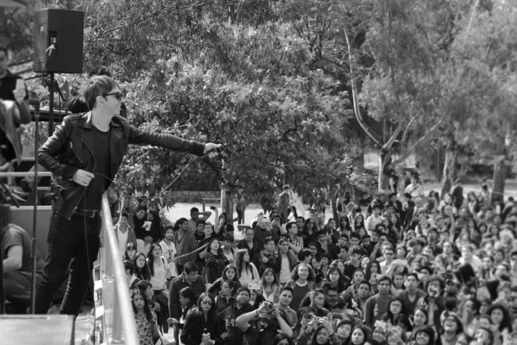 Babasonicos tocan en la UNAM en el 2016 en la Facultad de Ciencias Políticas y Sociales.